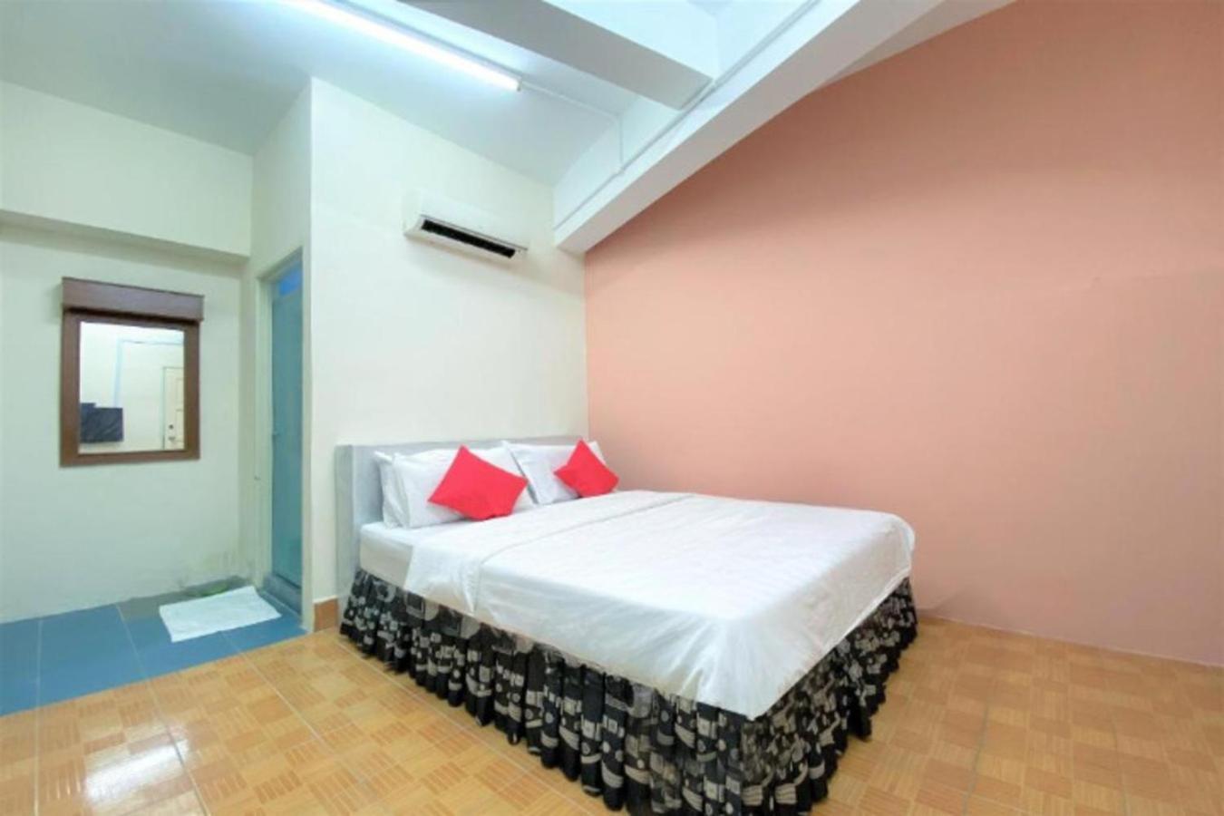 B Hotel Penang Georgetown Exterior foto
